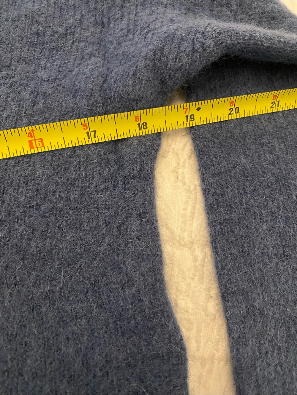 Barry Cardigan - Picture 6 of 8